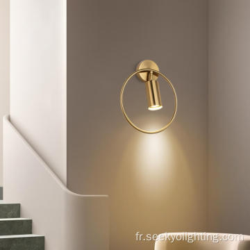 Lampe murale de décoration anneau en or